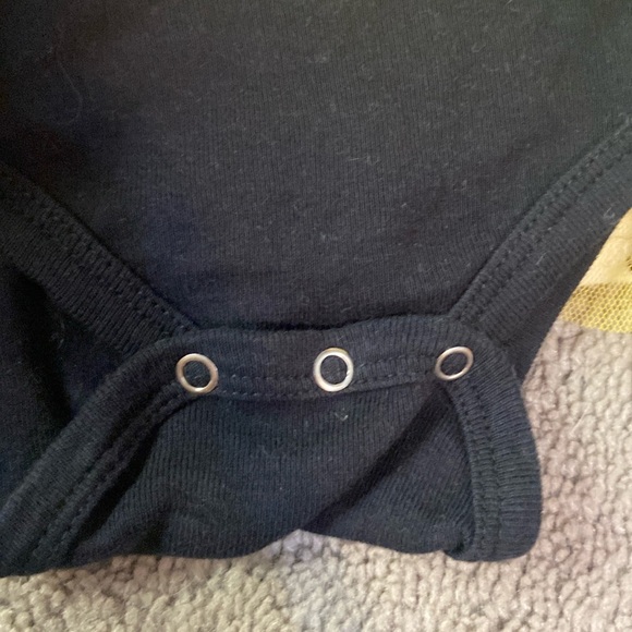 Pittsburgh Pirates MLB Infants Onesie Outfit Size 6-9 Months Girl Baseball - Picture 5 of 9